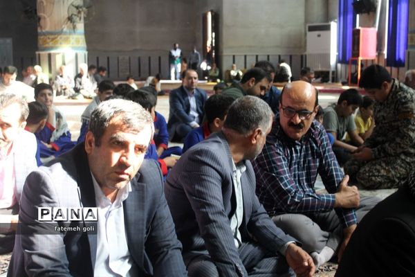 اقامه نماز جمعه در محمودآباد