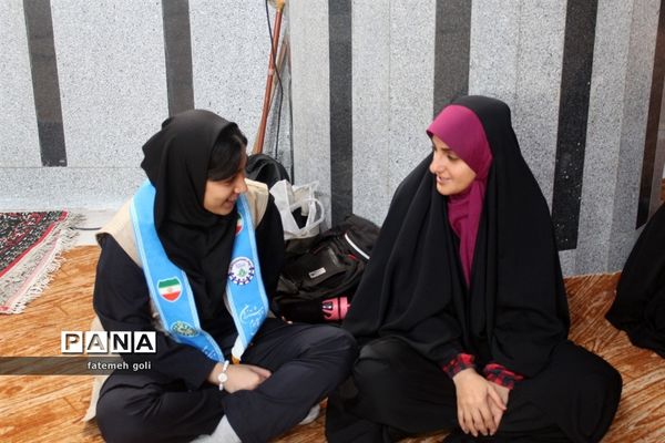 اقامه نماز جمعه در محمودآباد