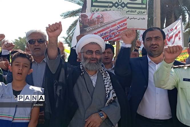 مراسم راهپیمای 13 آبان در شهرستان طبس