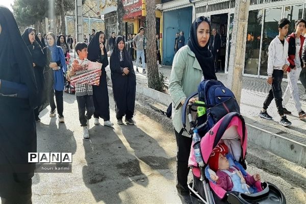 راهپیمایی ۱۳ آبان روزشکوه واقتدار دانش آموزان شهرستان مانه وسملقان