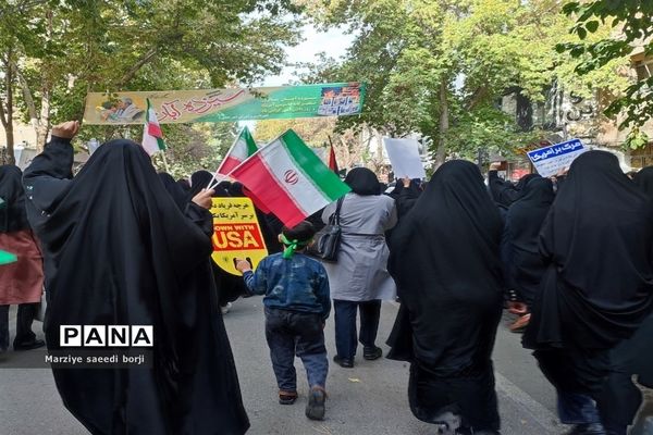 راهپیمایی ۱۳ آبان در شهرستان بجنورد