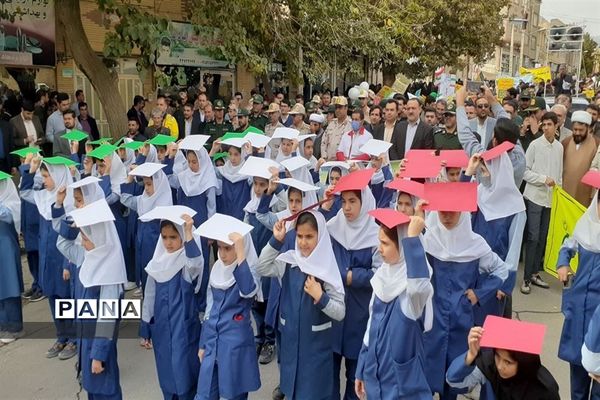 برگزاری مراسم راهپیمایی یوم‌ الله۱۳ آبان در شهرستان کلات