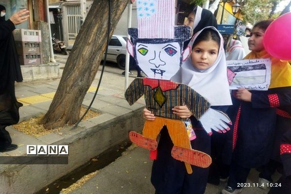 برگزاری مراسم راهپیمایی یوم‌ الله۱۳ آبان در شهرستان کلات