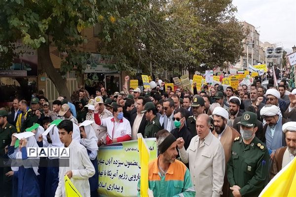 برگزاری مراسم راهپیمایی یوم‌ الله۱۳ آبان در شهرستان کلات