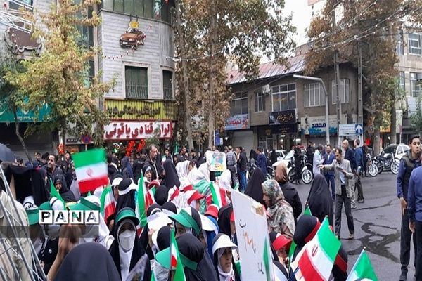 راهپیمایی یوم الله 13 آبان در استان البرز