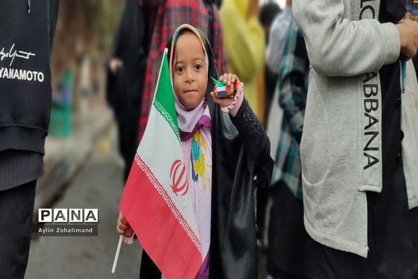 راهپیمایی ۱۳ آبان در شهرستان رباط کریم و شهر جدید پرند