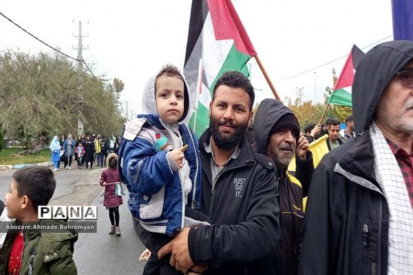 حضور دانش‌آموزان صفادشت در راهپیمایی روز دانش آموز