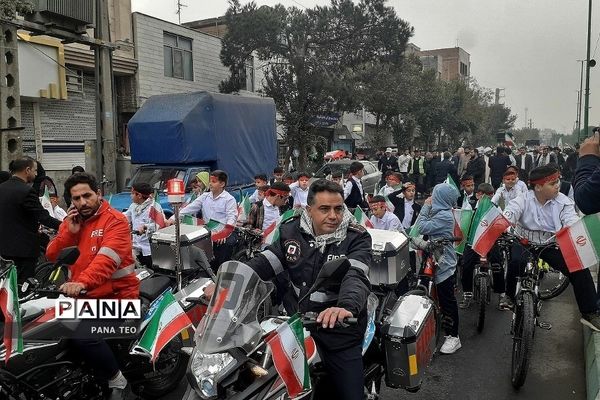 راهپیمایی سیزدهم آبان در باقرشهر