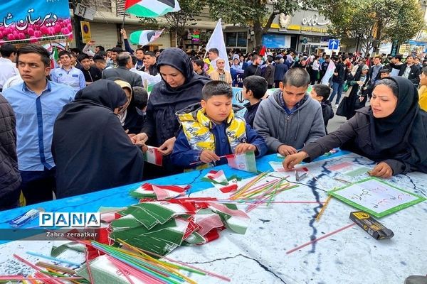 راهپیمایی سیزده آبان در مشهد