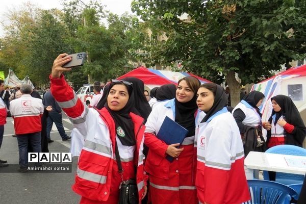 راهپیمایی بزرگ ۱۳ آبان ماه