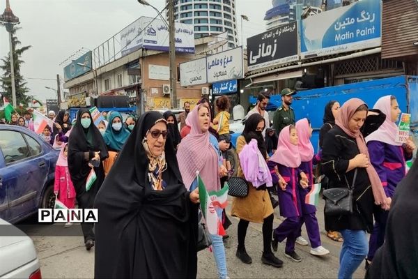 حضور پرشور دانش‌آموزان سلمانشهر در راهپیمایی ۱۳ آبان