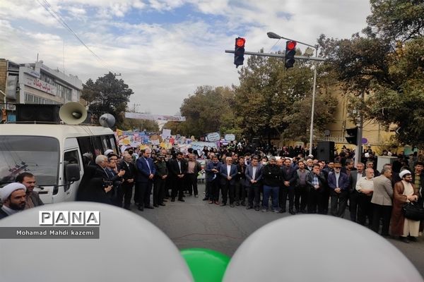 راهپیمایی حماسی ۱۳ آبان در شهرستان نیشابور