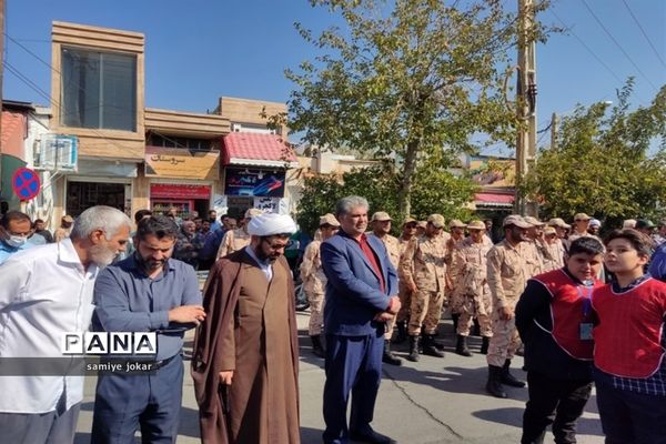 راهپیمایی 13 آبان در سروستان