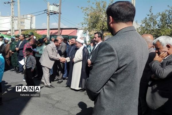 راهپیمایی 13 آبان در سروستان