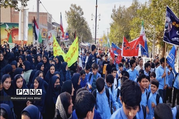 راهپیمایی یوم‌الله ۱۳ آبان در شهرستان گالیکش