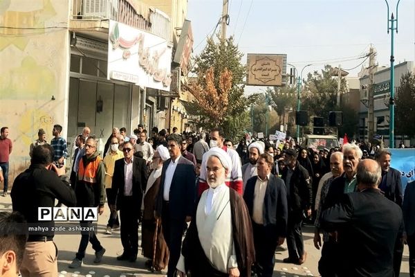 راهپیمایی روز سیزده آبان در شهرستان اشکذر