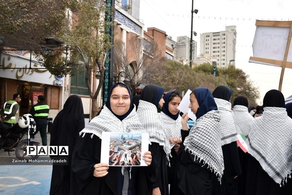 راهپیمایی سیزدهم آبان در مشهد
