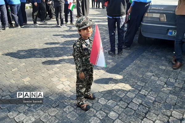 دانش‌آموزان و فرهنگیان بار دیگر در 13 آبان ماه حماسه آفریدند