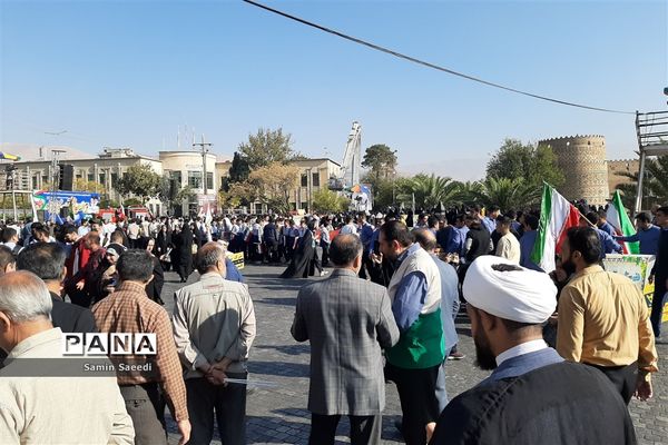 دانش‌آموزان و فرهنگیان بار دیگر در 13 آبان ماه حماسه آفریدند