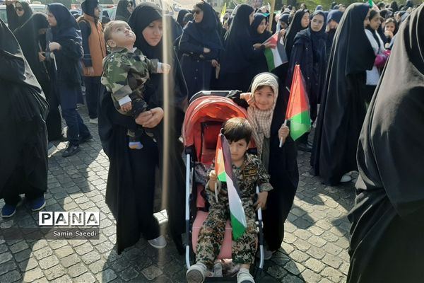 دانش‌آموزان و فرهنگیان بار دیگر در 13 آبان ماه حماسه آفریدند