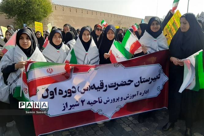 دانشآموزان و فرهنگیان بار دیگر در 13 آبان ماه حماسه آفریدند
