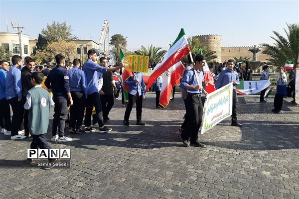 دانش‌آموزان و فرهنگیان بار دیگر در 13 آبان ماه حماسه آفریدند