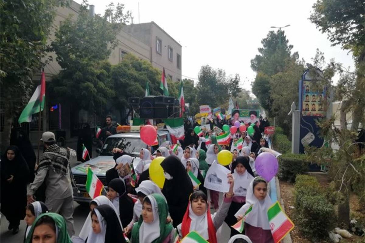 راهپیمایی ۱۳ آبان در شهرستان خور وبیابانک/فیلم