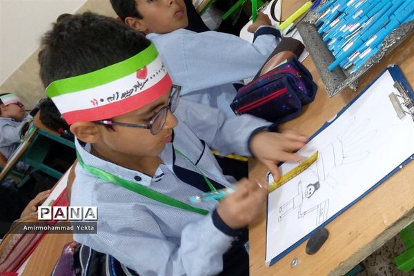 شور و نشاط روز دانش‌آموز در دبستان معارف 6 ناحیه 3 شیراز