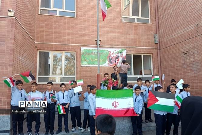 شور و نشاط روز دانشآموز در دبستان معارف 6 ناحیه 3 شیراز