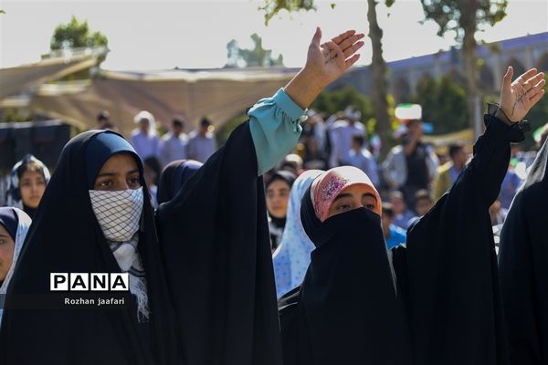 حضور با شکوه دانش‌آموزان شیرازی در حمایت از مردم مظلوم غزه