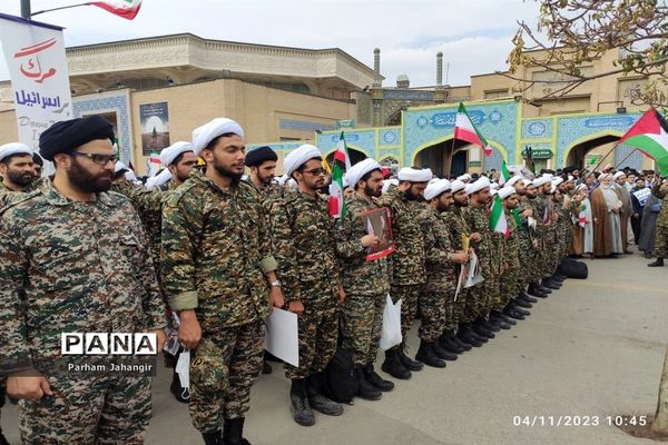 راهپیمایی مردم انقلابی قم در یوم الله 13 آبان-2