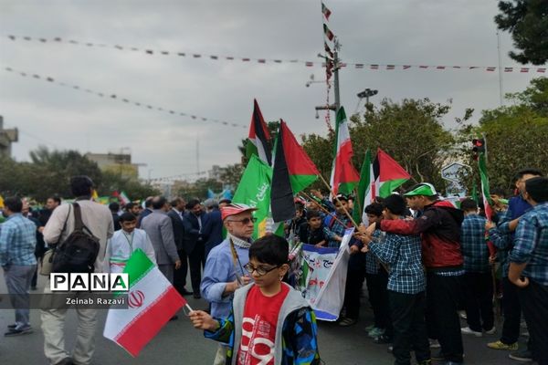 راهپیمایی مردم انقلابی قم در یوم الله 13 آبان-2