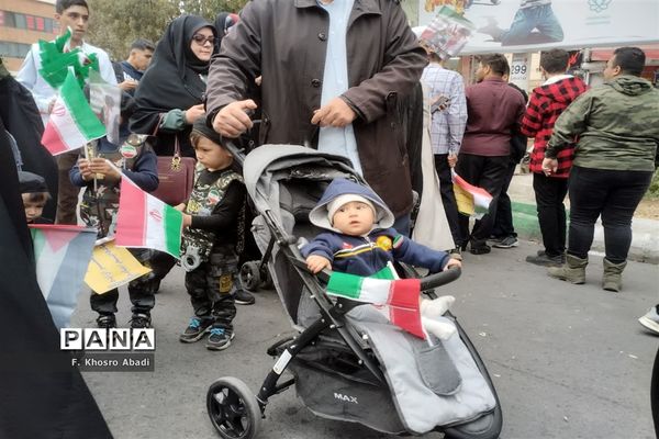 راهپیمایی مردم انقلابی قم در یوم الله 13 آبان-2