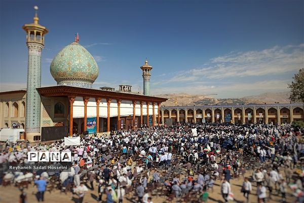 یادواره شهدا در حرم مطهر شاهچراغ (ع)