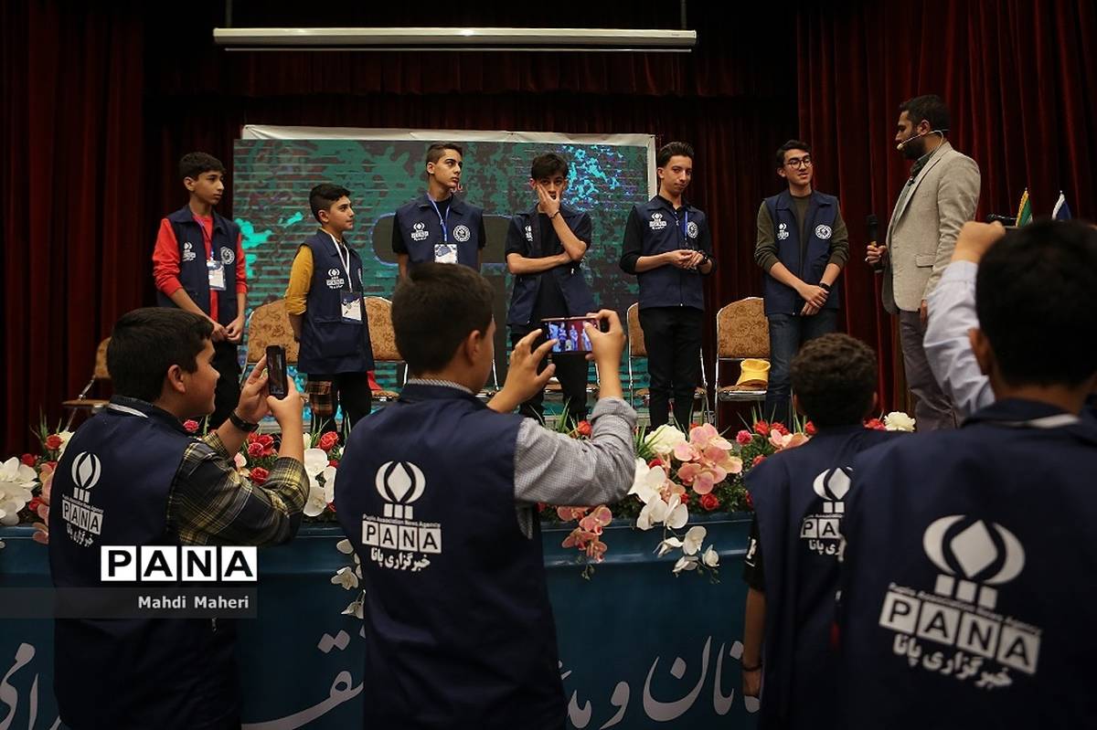 ثبت نام هزار نفر از دانش‌آموزان اهوازی در دوره آموزش خبرنگاری