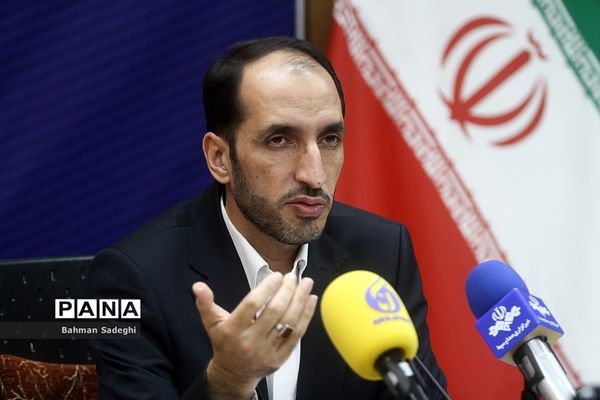 نشست خبری معاون آموزش متوسطه وزارت آموزش و پرورش