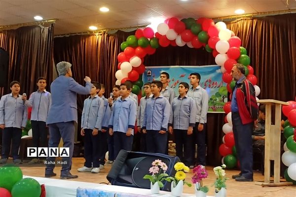 حضور دانش‌آموزان شمال استان فارس در اردوی شهید نیری به میزبانی شهرستان آباده