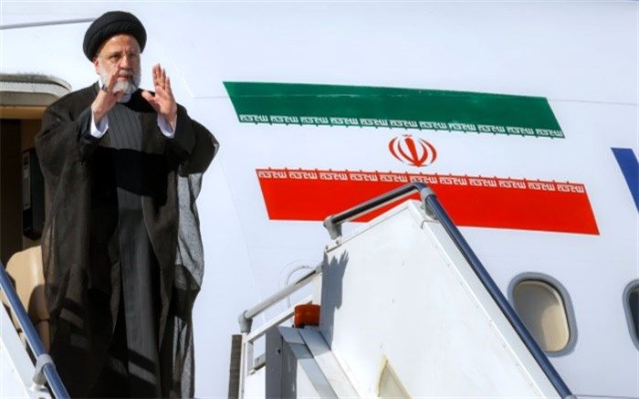 آیت الله رئیسی تهران را به مقصد دوشنبه ترک کرد