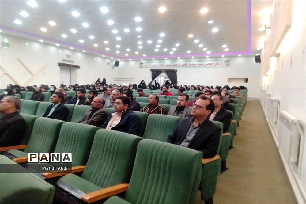 برگزار جلسه ی جهاد‌تبیین در کانون فرهنگی تربیتی لقمان کاشمر