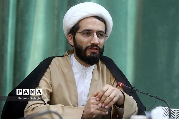 دیدار رئیس سازمان پژوهش و برنامه‌ریزی با زوج نوآور