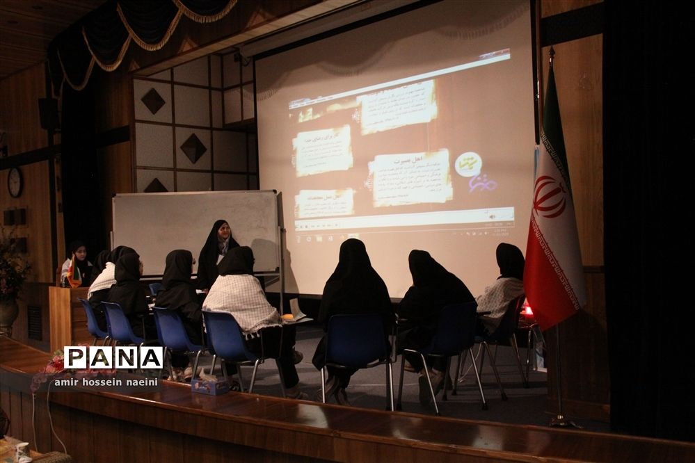 جشنواره الگوهای برتر تدریس در استان قزوین