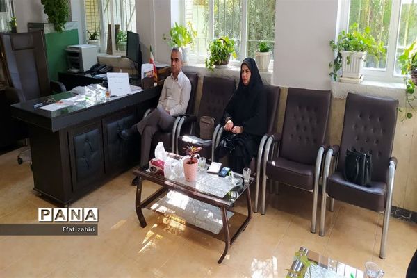 بازدید از پژوهش‌سرای شهید حجتی نجف‌آبادو برگزاری اولین جلسه مدیران سرقطب پژوهش‌سراهای استان در شهرستان نجف‌آباد