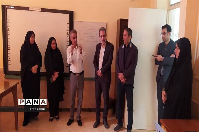بازدید از پژوهشسرای شهید حجتی نجفآبادو برگزاری اولین جلسه مدیران سرقطب پژوهشسراهای استان در شهرستان نجفآباد