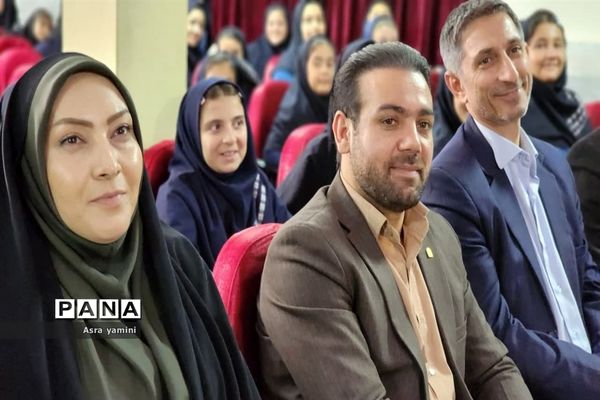 اجرای تئاتر سلول های بنیادی در ناحیه یک بهارستان