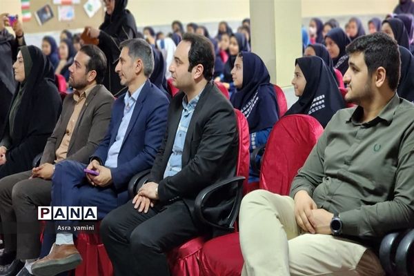 اجرای تئاتر سلول های بنیادی در ناحیه یک بهارستان