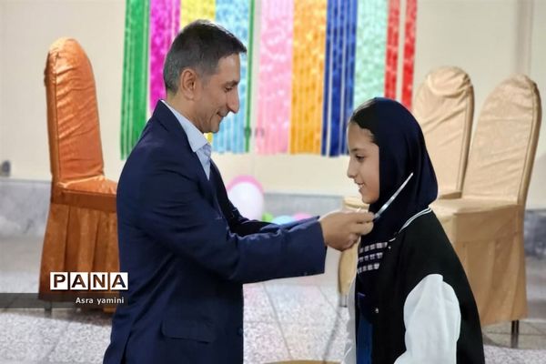 اجرای تئاتر سلول های بنیادی در ناحیه یک بهارستان