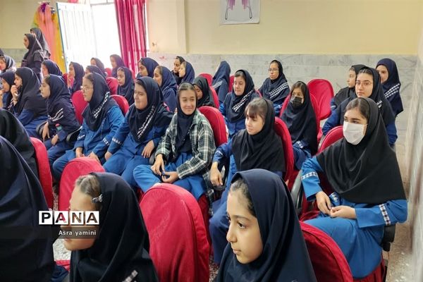 اجرای تئاتر سلول های بنیادی در ناحیه یک بهارستان