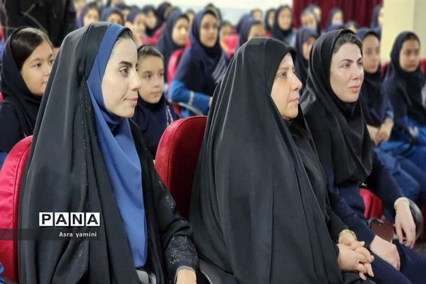 اجرای تئاتر سلول های بنیادی در ناحیه یک بهارستان