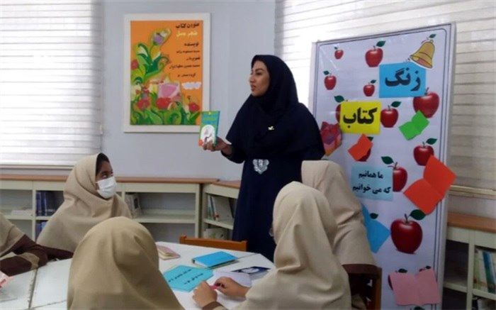 علی رمضانی: زنگ کتاب‌خوانی فردا در مدارس نواخته می‌شود