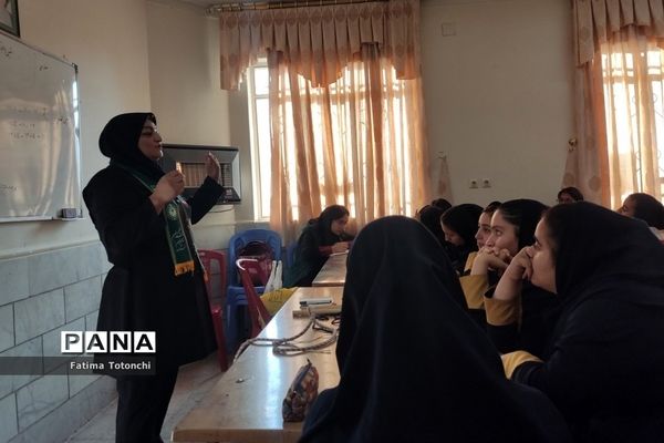آغاز دوره آموزش مهارت های تشکیلاتی ویژه دانش‌آموزان پیشتاز ناحیه 3 شیراز